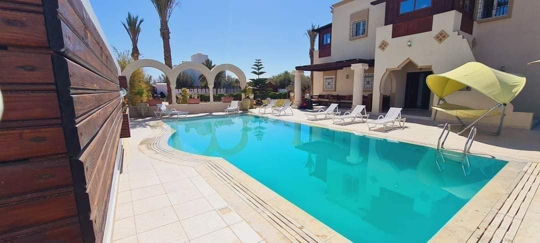 🥀 𝑽𝒊𝒍𝒍𝒂 Seashell  🥀